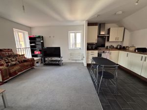 Open Plan Living (1)- click for photo gallery